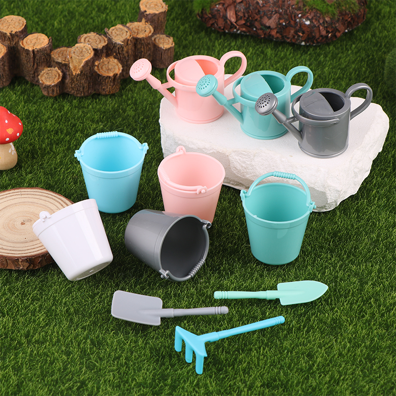 1:12 Dollhouse Miniature Water - Gardening Tools Watering Can 评论和价格